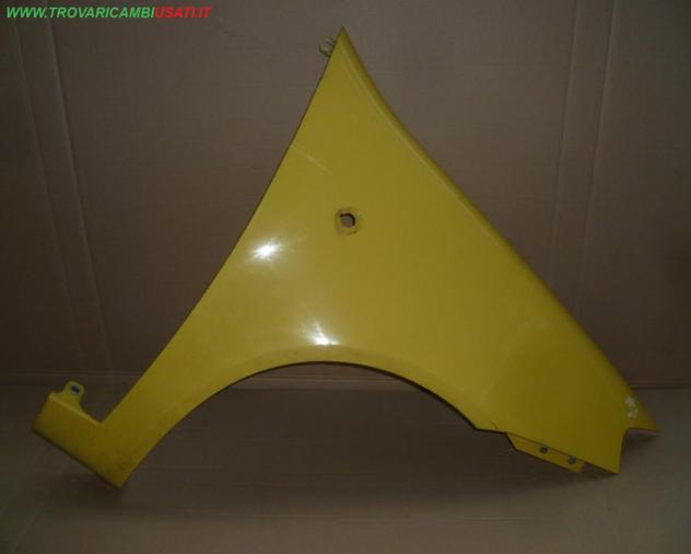 PARAFANGO ANT.D. GIALLO MET. PUNTO FL. (188-2U) (Crt) 2003 89CM  Carrozzeria  Lamierati esterni  Fiancate  Parafango ant. FIAT - PUNTO III - 01-06-200
