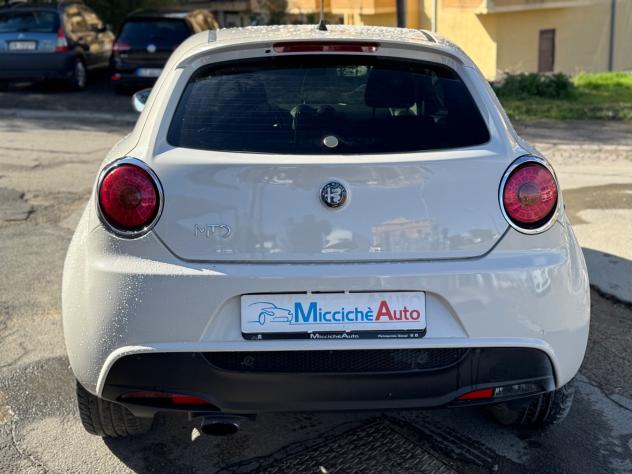 ALFA ROEMO MITO 1.6 JTDm2 120 CV DISTINCTIVE - Foto 8