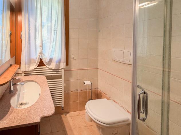 Porzione di casa in vendita a Costabissara - Foto 10