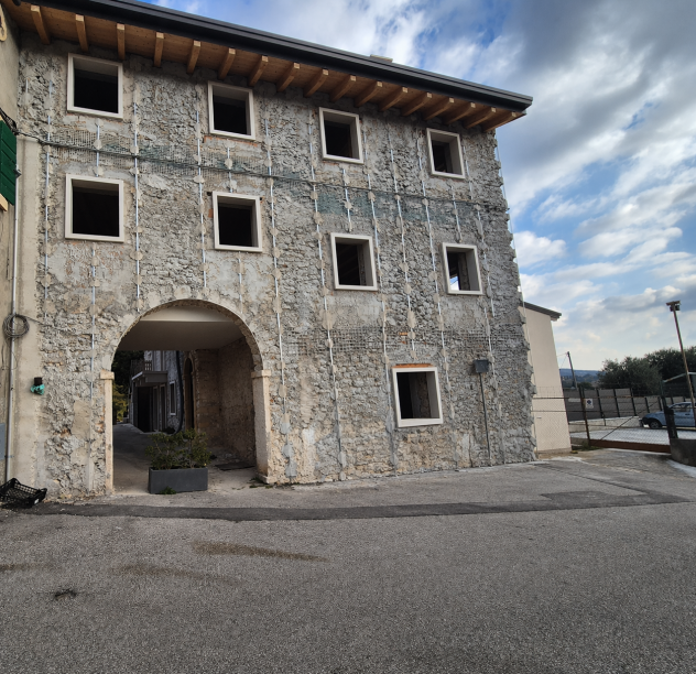 Palazzo / Edificio in vendita a Negrar di Valpolicella - Foto 13