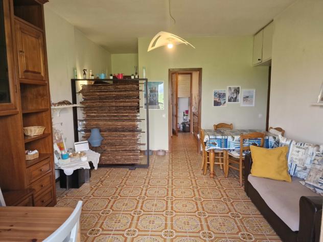 Trilocale in affitto a Luni - Foto 2