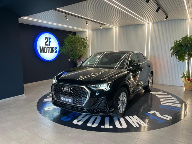 Audi Q3 SPB 45 TFSI e S tronic Business Plus - Foto 2
