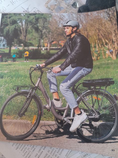 Bicicletta elettrica pedalata assistita - Foto 2