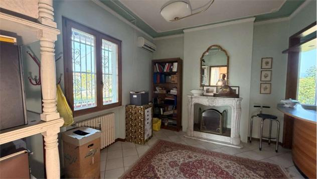 Villa scolo 560 - Splendida Villa Bifamiliare con Ampio Giardino – Ideale per due nuclei familiari! - Foto 6