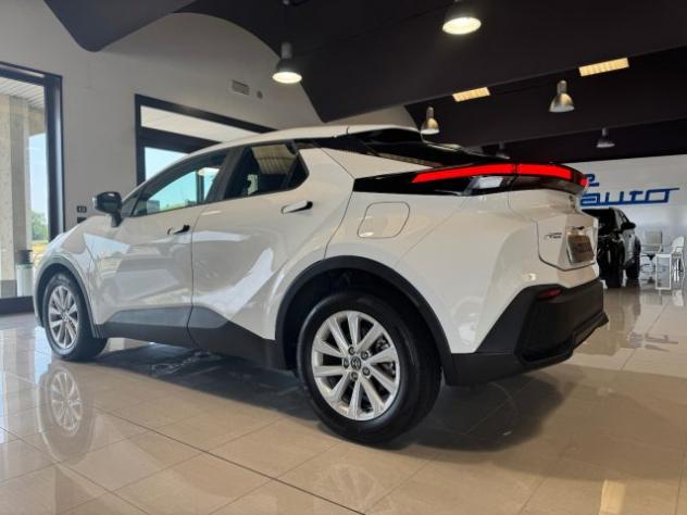 TOYOTA C-HR 1.8 HV Active NUOVO MODELLO PREZZO REALE rif. 23927205 - Foto 3