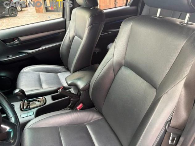TOYOTA Hilux 2.8 D-4D A/T 4WD 4 porte Double Cab Invincible rif. 24108989 - Foto 9