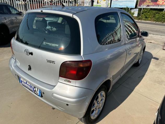 TOYOTA Yaris 1.4 tdi D-4D cat 3 porte Sol rif. 23979356 - Foto 5