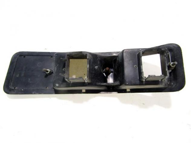 03427208 PORTALAMPADE FARO FANALE POSTERIORE SINISTRO BELLU FIAT 127 0.9 29 KW (PRIMA SERIE) RICAMBIO NUOVO - Foto 2