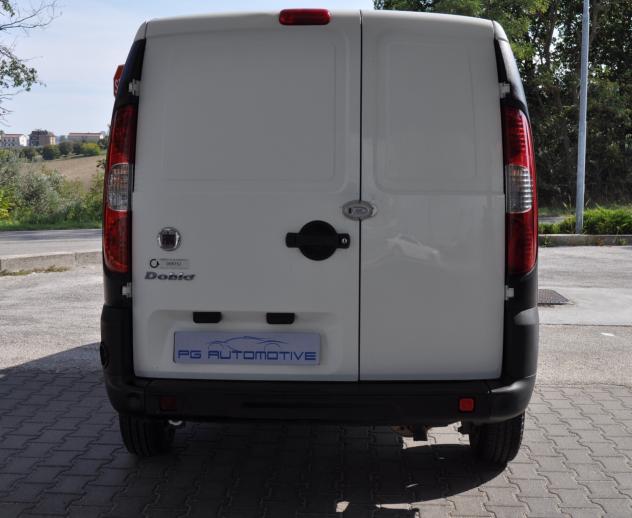 Fiat Doblo Cargo Natural Power 1.6 16v - Foto 5
