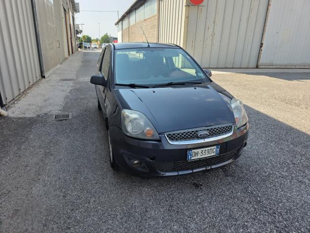 Ford Fiesta 1.4 TDCi 5p. Ghia - Foto 3