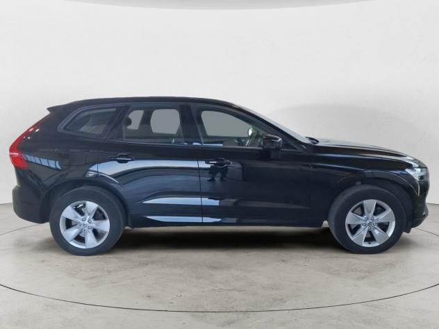 Volvo XC60 B4 D AWD automatico Momentum - Foto 5