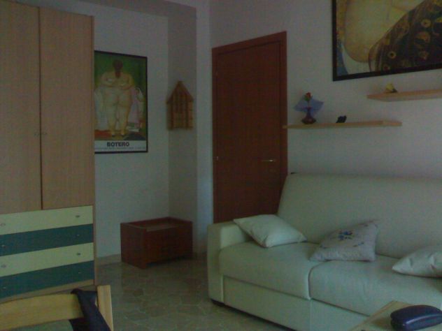 ampio monolocale ristrutturato - Foto 3