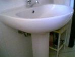 Lavabo con colonna