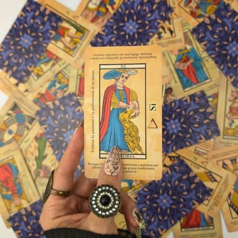 Cartomante tarologa letture via chat