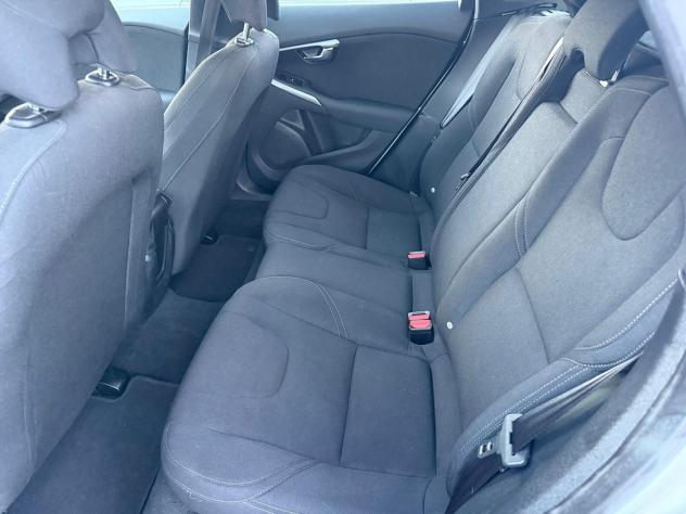 Volvo V40 D2 Momentum 2.0 120CV -2017 - Foto 8