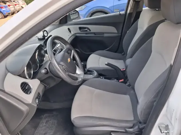 Chevrolet Cruze L& 1600