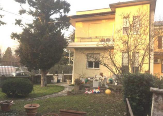 Immobile in asta di 304 m², box auto in vendita a Crema - Foto 2
