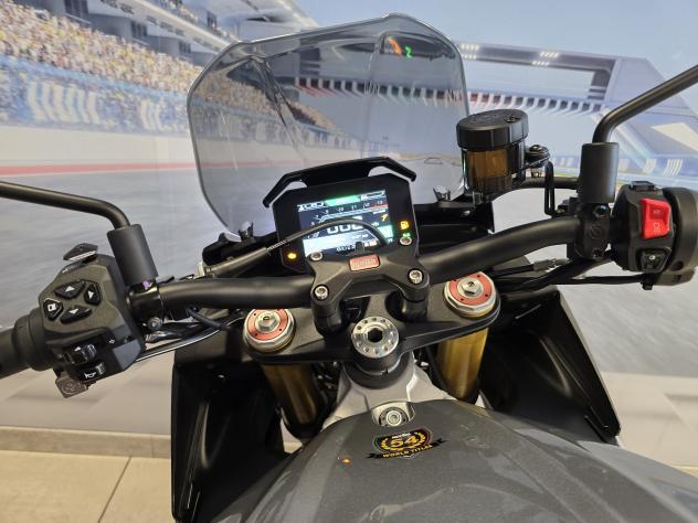 Aprilia Tuono V4 1100 "Tarmac Grey" - Foto 6