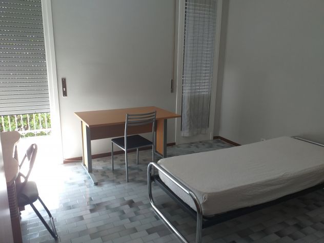 offro camere in affitto a studenti/esse - Foto 2