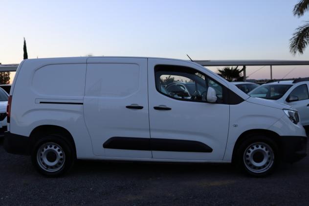 Opel Combo Cargo XL 1.6 Diesel 100CV S&S PL 950kg - Foto 4