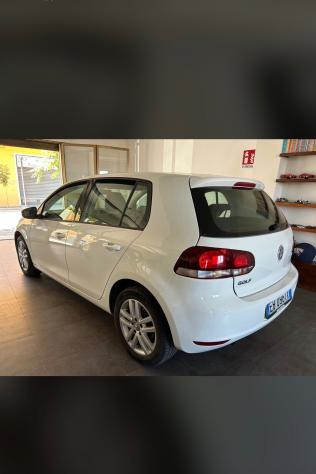 Volkswagen Golf 1.6 TDI DPF DSG 5p. Highline - Foto 2