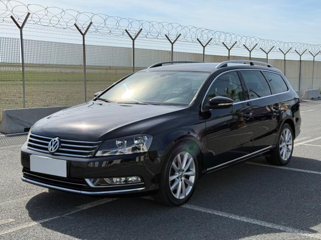 Volkswagen Passat 2.0 TDI 140 CV - Highline-FULL - Foto 8