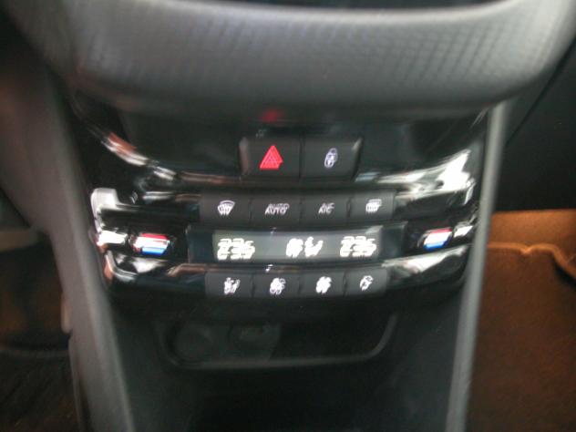 Peugeot 2008 PureTech Turbo 130 S&S Allure - Foto 10