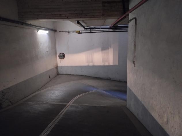 Adiacenze Piazzale San Gabriele di Gorizia, affittasi box auto singolo - Foto 7