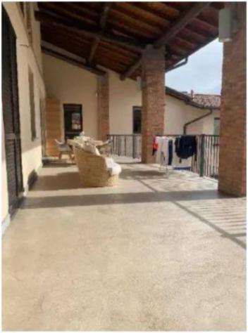 Immobile in asta di 260 m² con più di 5 locali e box auto doppio in vendita a Cenate Sotto - Foto 2