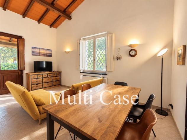 Marina di Pietrasanta – Villa singola con ampia resede, praticamente sul mare. - Foto 9