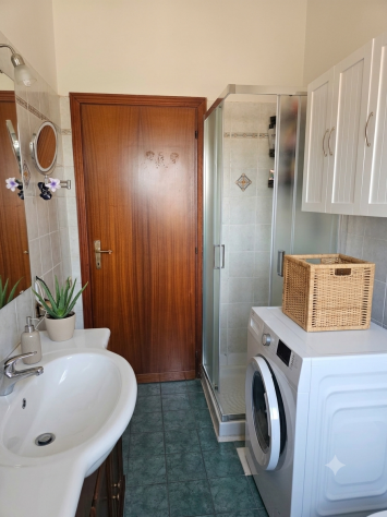 🏡 SAN ROCCO A PILLI – LUMINOSO 5 VANI ALL'UNTIMO PIANO , GARAGE E GIARDINO - Foto 5