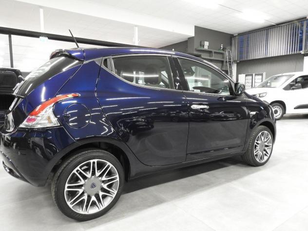 LANCIA - Ypsilon - 1.3 MJT 95 CV 5p. S&S Platinum Pdc Post. C.L. Des.Plus U-connect 5.5 - Foto 9