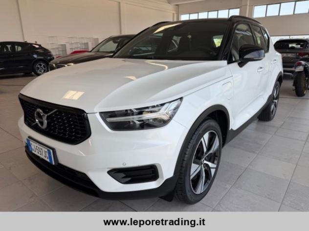 VOLVO XC40 T5 Recharge Plug-in Hybrid R-design rif. 23940645