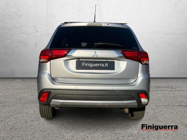 Mitsubishi Outlander 2.2 DI-D 4WD Instyle 7p. - Foto 3