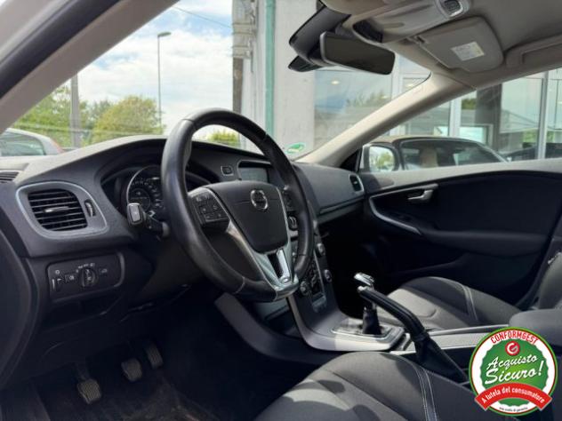VOLVO V40 D2 Momentum Navi Led rif. 23779374 - Foto 7