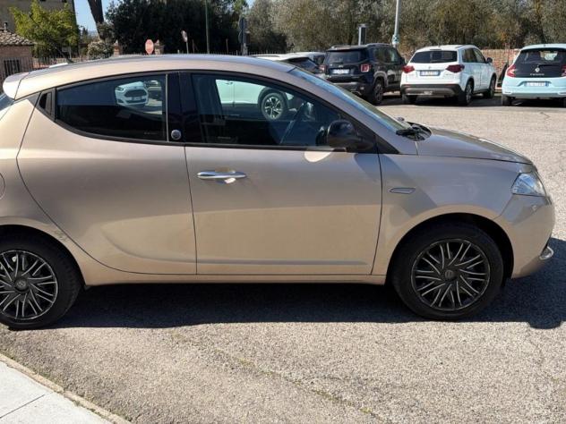 Lancia Ypsilon III 2015 1.2 Gold ecochic Gpl 69cv my19 - Foto 8