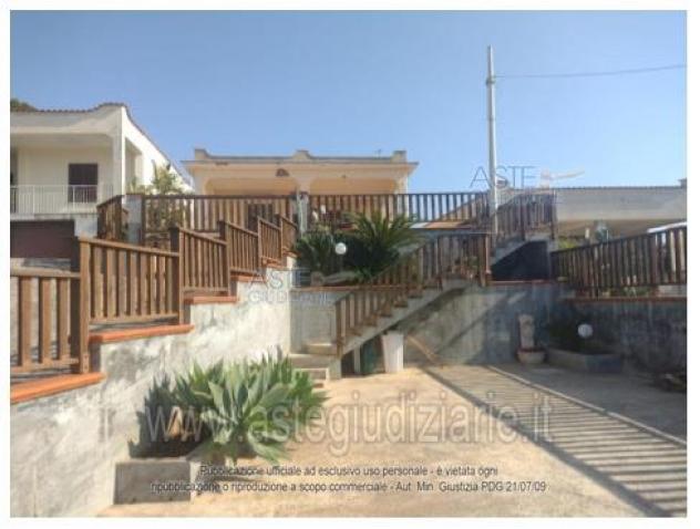 IMMOBILI-IMMOBILE RESIDENZIALE-via dei Cavallucci Marini snc C/da Canalotto