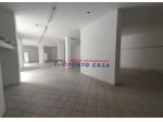 PRESSI VIALE DELLA PROVINCIA – Locale al P.T. di 700mq ca. – 10 vetrine su  &hellip;
