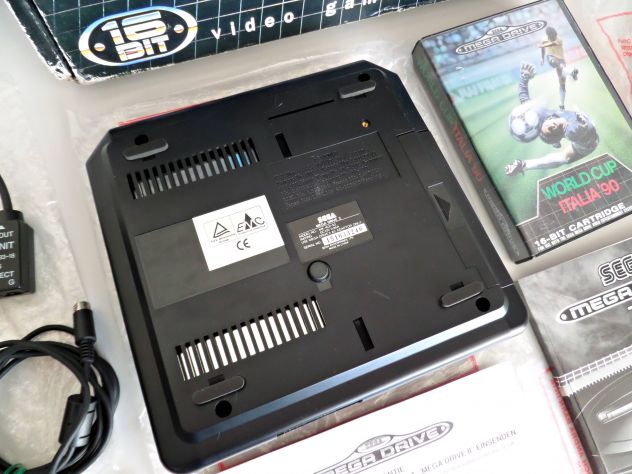 Sega Mega Drive 2 (Boxato) (Giochi preziosi) completo + gioco - Foto 9