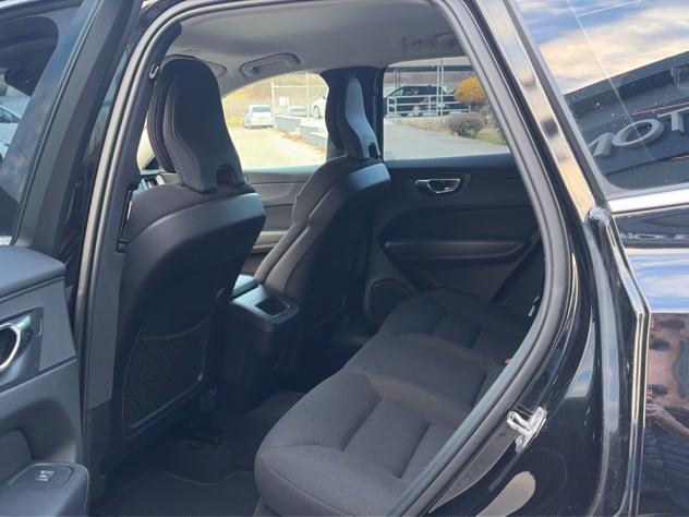 Volvo XC60 XC60 B4 (d) AWD Geartronic Momentum Pro - Foto 10