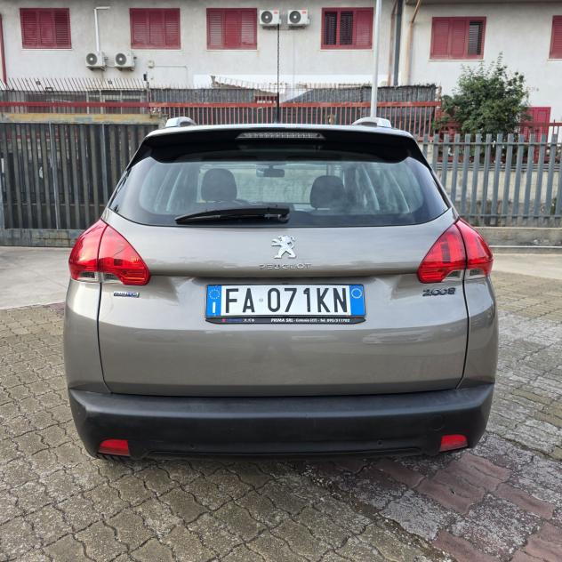 Peugeot 2008 BlueHDi 100 S&S Active - Foto 7