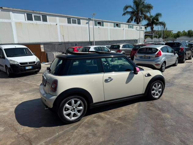 Mini 1.6 16V Cooper D - Foto 4