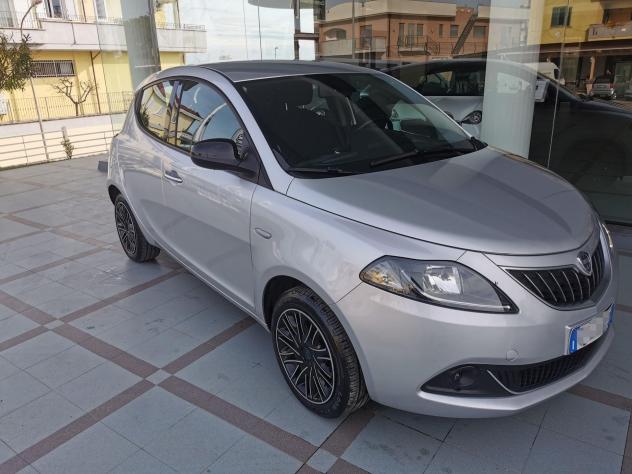 Lancia Ypsilon 1.0 FireFly 5 porte S&S Hybrid Gold - Foto 3