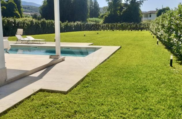 VILLA di 11 vani e di 200 mq (PIETRASANTA) rif. 75/V - Foto 3