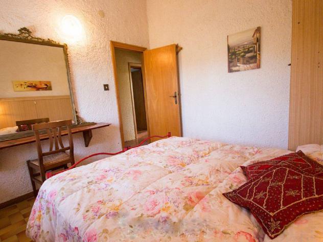 Vendita Rustico casale da 130 mq con giardino con posto auto - Foto 8