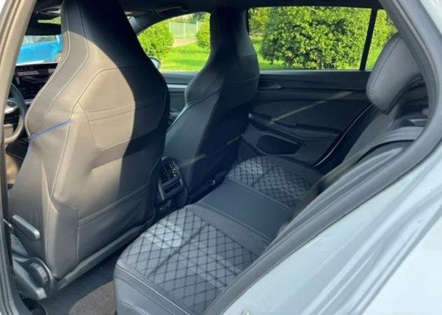 Volkswagen Golf 1.5 eTSI ACT 110kW R-Line Plus DSG (KM ZERO) - Foto 8