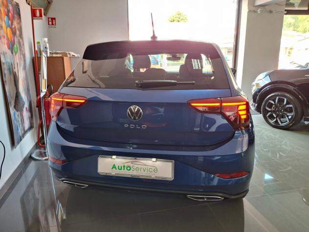 Volkswagen Polo 1.0 TSI R-Line 95cv - Foto 9