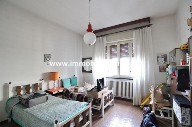 Abitazione indipendente su due livelli – 3 locali, servizi, taverna e area esterna - Foto 12