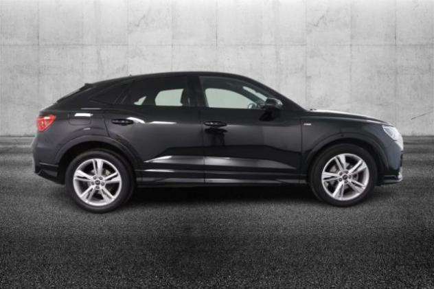AUDI Q3 SPB 35 TDI S tronic S line edition rif. 24049740 - Foto 5