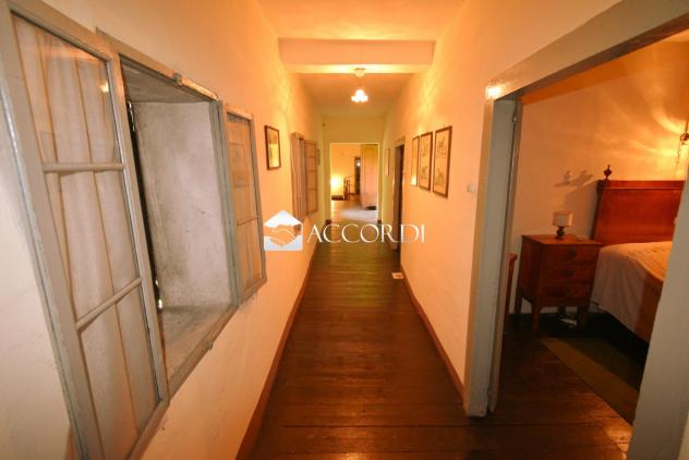 CASA INDIPENDENTE di 20 vani e di 500 mq (GODEGA DI SANT'URBANO) rif. GG56_6 - Foto 13